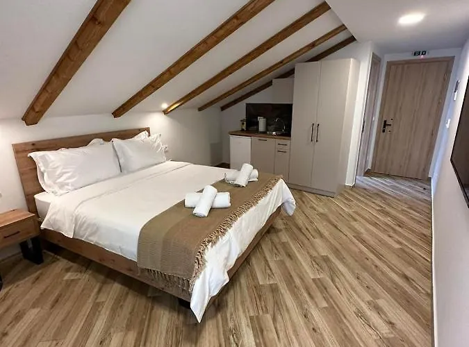 Meteora Sunrise דירה